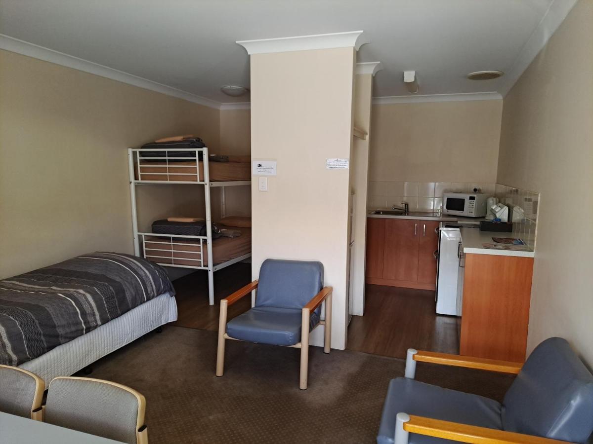 Albion Hotel Kalgoorlie Buitenkant foto