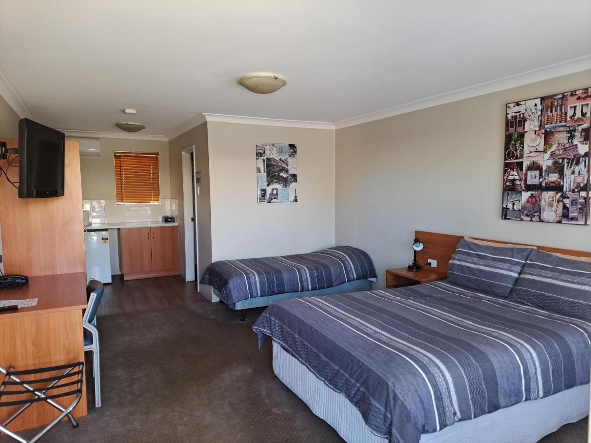 Albion Hotel Kalgoorlie Buitenkant foto